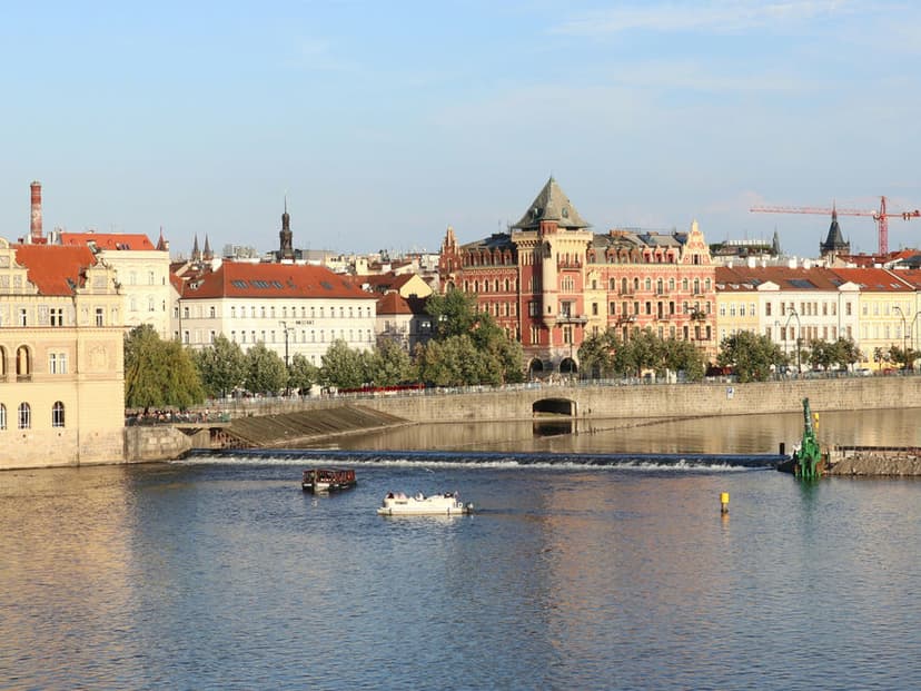 How to Get a Schengen Visa for Czechia from the UAE